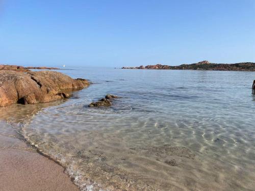 Φωτογραφία από το άλμπουμ του Casa vacanze Calarossa (Sardegna) σε Isola Rossa