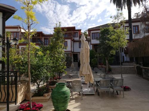WOO Town Suites – Photos 2