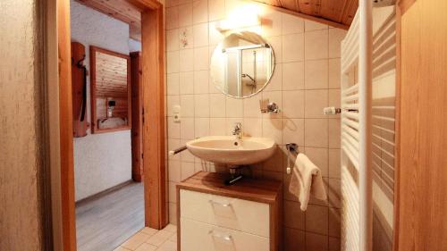 Ванная комната в Pension Eichertstüberl