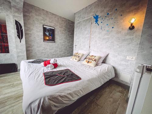 Cama ou camas em um quarto em Africa panoramique By Carl-Emilie