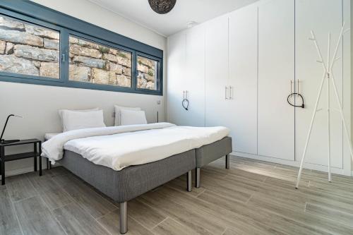 Posteľ alebo postele v izbe v ubytovaní LMT46 - Modern Style Spacious Townhouse