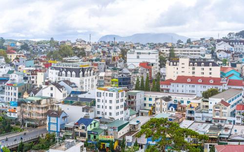 ダラットにあるMiền Nhiệt Đới 2 Hotelのギャラリーの写真