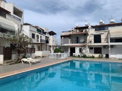 Bazen u objektu Theodoros Apt.22 ili u blizini