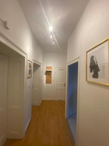 Φωτογραφία από το άλμπουμ του Ruhige gemütliche Wohnung Altbau in zentraler Lage Wiesbaden στο Βισμπάντεν