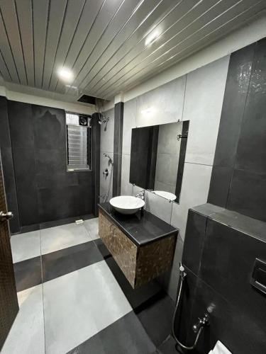 The Retreat-Pool Villa 5BHK with Indoor pool and 1200sq feet deck areaにあるバスルーム