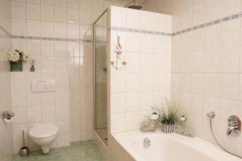 Koupelna v ubytování Haus Weitblick