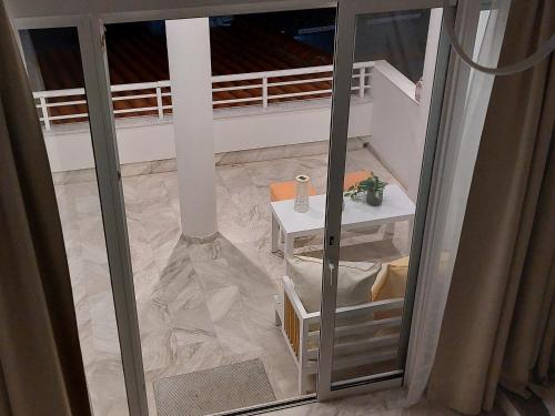 Gallery image of Nefeli Seaside Apartments in Polykhrono