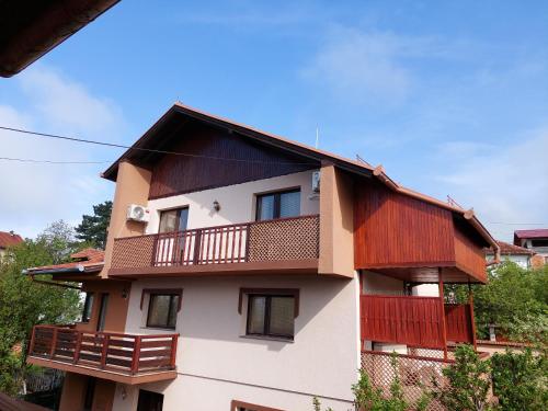 Villa Sarajevo gardens