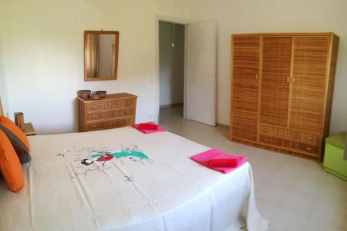 Postel nebo postele na pokoji v ubytování Villa Bouganville - charming sea ​​view- 160 mq