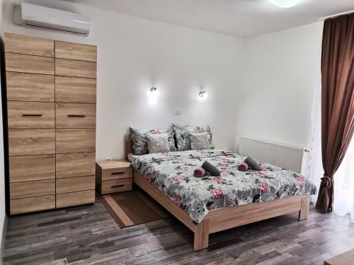 Posteľ alebo postele v izbe v ubytovaní Apartmani "Marina"