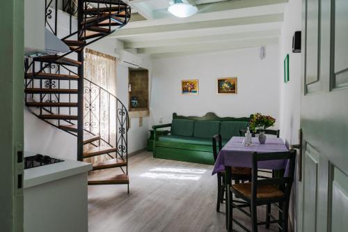 Anastasia Apartments