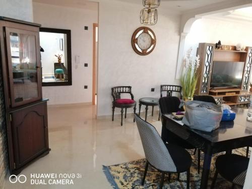 Lovely 2 bedroom apartment 4 minutes fm ocean front