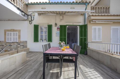 Balkoni atau teres di Maria's House