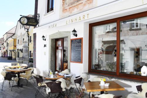 Hiša Linhart, Hotel & Restaurant