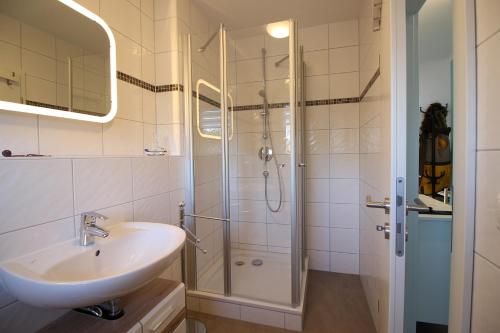 Koupelna v ubytování Kurparkcarree - Ferienwohnung Meeresbrise