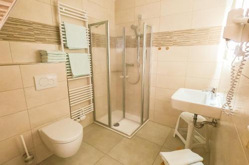 Bagno di Hotel und Berggasthof Zum Sonnenhof
