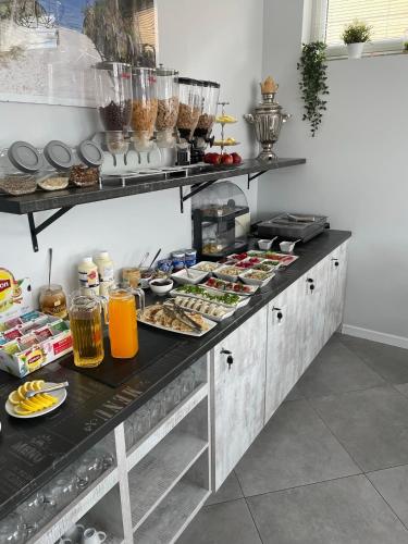 Mad i den private indkvartering eller i nærheden