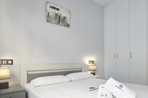 Llit o llits en una habitació de Aintza - Basque Stay