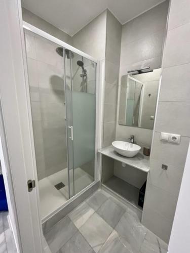 AD1B Arenal 3br apartment, 250 mtrs from Cathedral