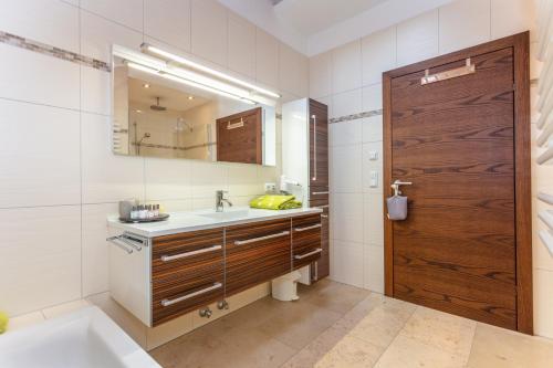 Fotografie z fotogalerie ubytování Doris Appartements v destinaci Neukirchen am Großvenediger