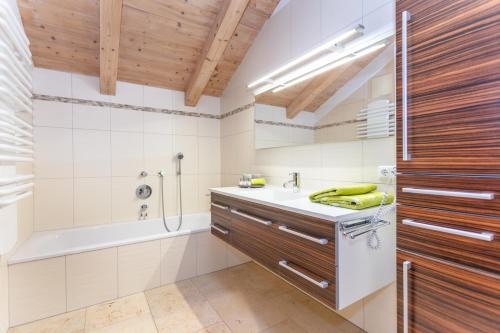 Fotografie z fotogalerie ubytování Doris Appartements v destinaci Neukirchen am Großvenediger