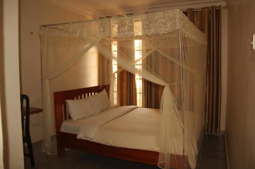 Легло или легла в стая в Motel Tuku Masindi