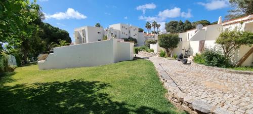 Κήπος έξω από το Albufeira Jardim by Umbral