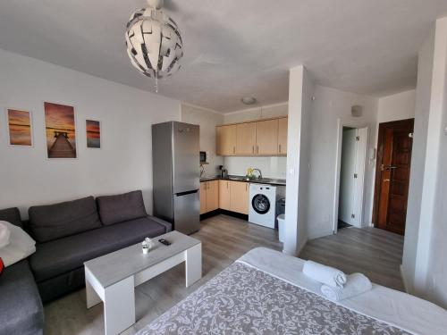 Fotografia z galérie ubytovania Maika La Biznaga Studio v destinácii Benalmádena