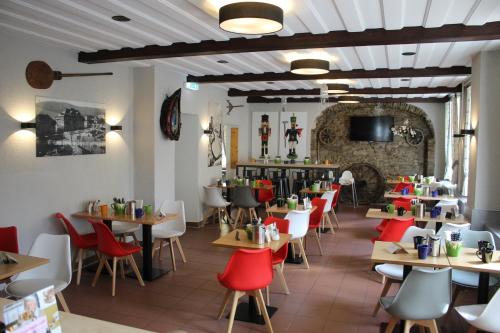 Restaurant o un lloc per menjar a Hotel Miriquidi