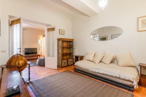 GuestHost - Mercato di Sant'Ambrogio Cozy Apartment