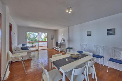 Foto Nura Houses Magaluf Apartment 1