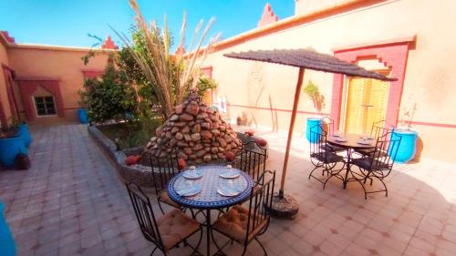 Un patio o zona al aire libre en Kasbah Tussna