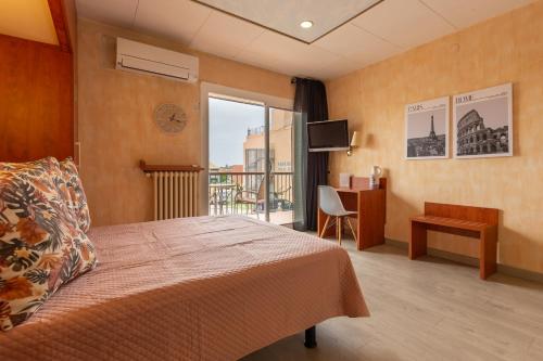Gallery image of Hotel Checkin Travé in Figueres