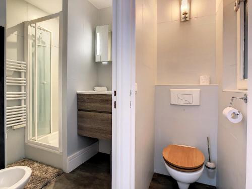 Koupelna v ubytování 2 Bedroom luxury flat Cannes Center La Croisette