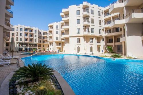 Central location Aqua Tropical Resort Al Gouna RD 401