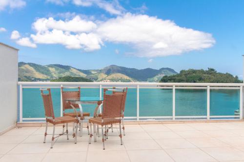 Beira-mar · Praia privativa Viagem Sustentável - Nível 2 Exclusividade e requinte! Angra em grande estilo! Menor preço em Beira-mar · Praia privativa Viagem Sustentável - Nível 2 Exclusividade e requinte! Angra em grande estilo!