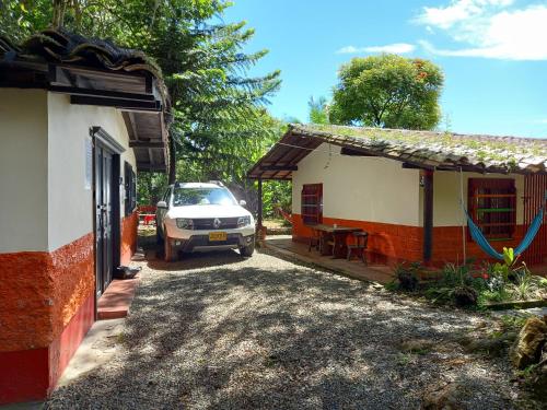 Bangunan di mana terletaknya the country house
