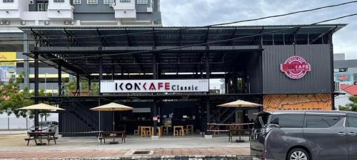 Imagen de la galería de KT CITY HOMESTAY WITH 4 Bedrooms and POOL, en Kuala Terengganu