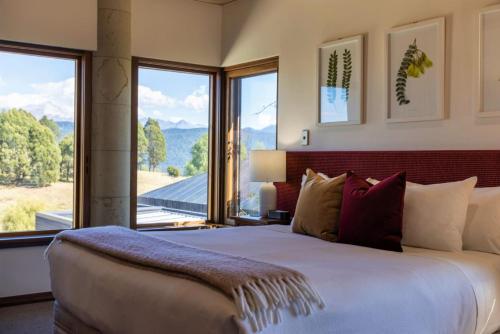 Gallery image of Cabot Lodge - Fiordland National Park in Manapouri