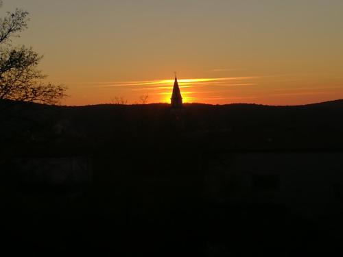 Amanecer o atardecer desde el departamento o alrededores