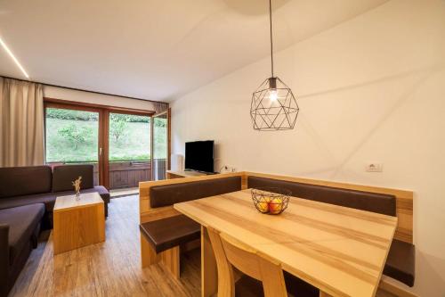 Riederhof Ferienwohnungen Arthur 2