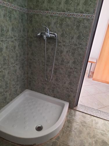 Gallery image of Hotel La Perla in Shëngjin
