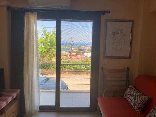 Φωτογραφία από το άλμπουμ του Teras butik apart σε Karaburun