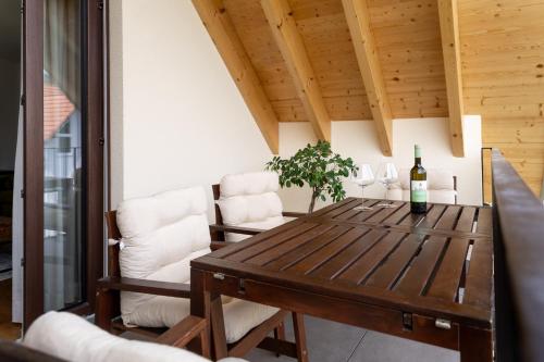 Posezení v ubytování Design Wohnung `Eiche´ auf dem Bodanrück
