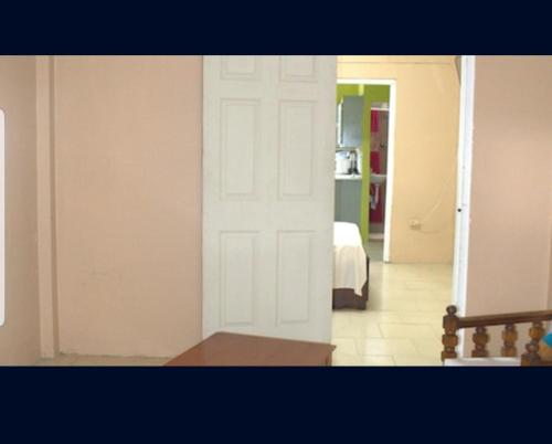 Кровать или кровати в номере City Lodge apartments