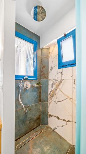 Pyrgos Beach Hotel Apartmentsにあるバスルーム