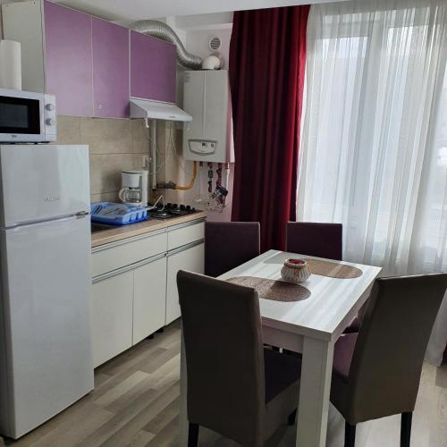 ครัวหรือมุมครัวของ Summerland Apartament