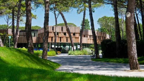 Сад в New Campsite in Camping Ca' Savio