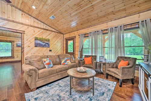 Setting Sun Cabin with Private River Access – Photos 5