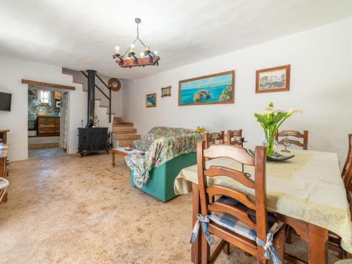 Posezení v ubytování Holiday Home Can Felip by Interhome